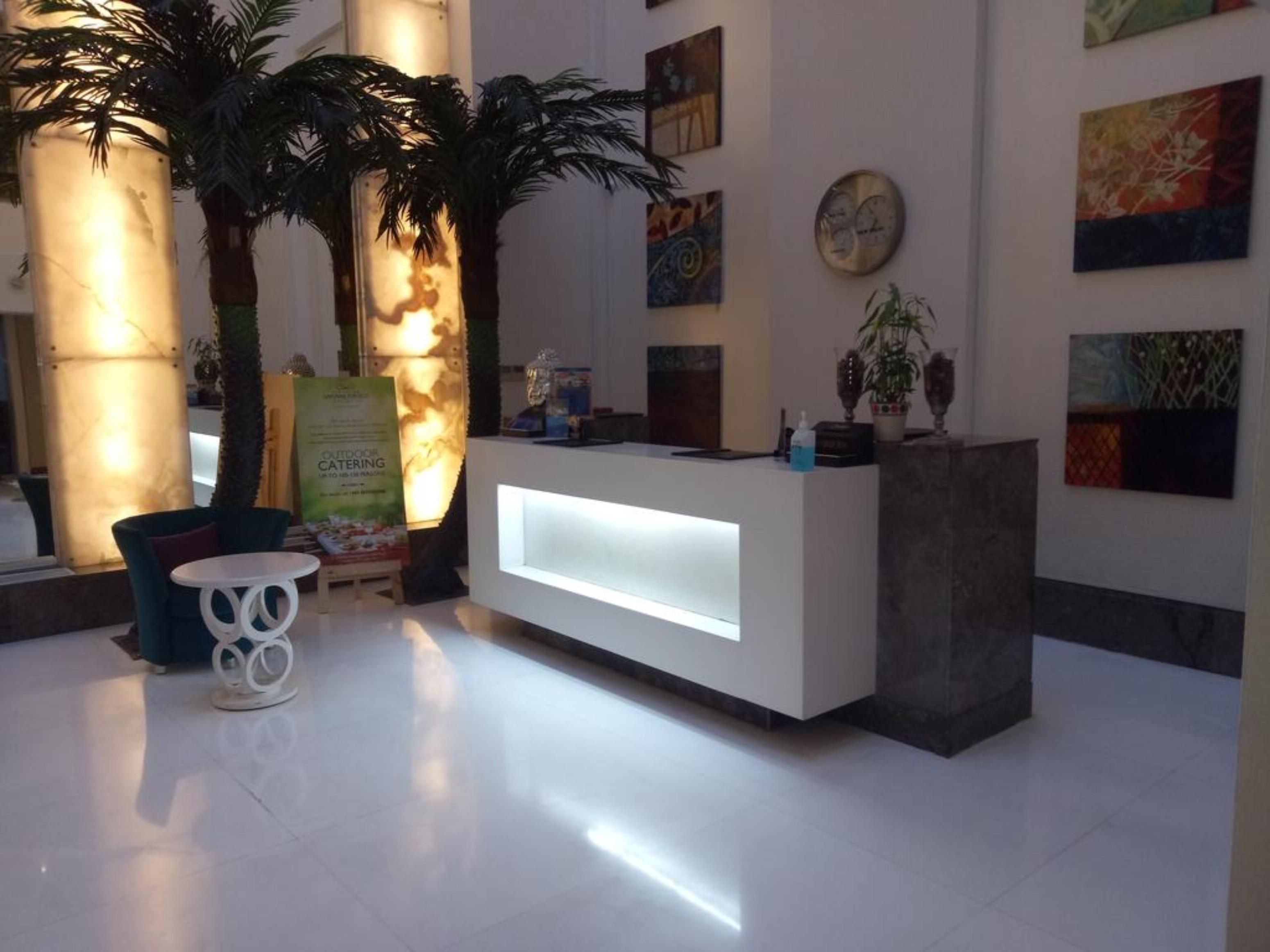 The Ashtan Sarovar Portico New Delhi Eksteriør billede