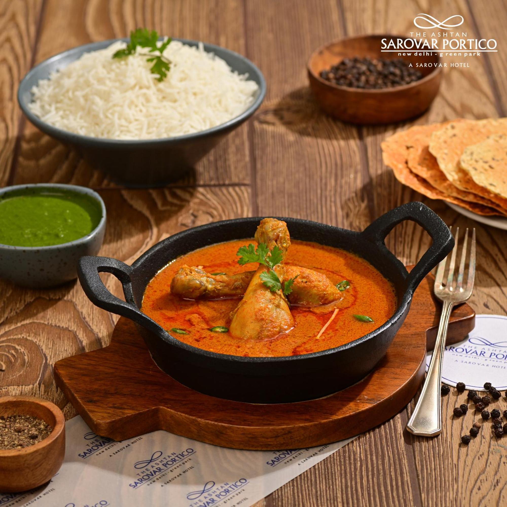 The Ashtan Sarovar Portico New Delhi Eksteriør billede